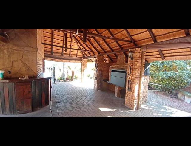 3 BEDROOM PROPERTY TO RENT IN MORELETAPARK